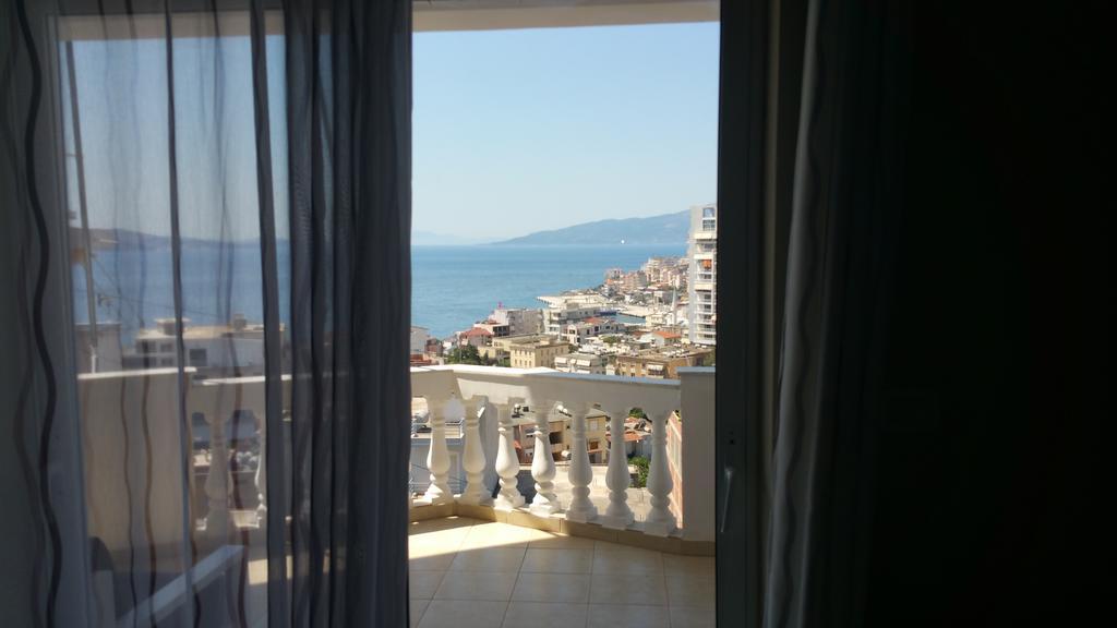 Ideal Aparthotel Saranda エクステリア 写真